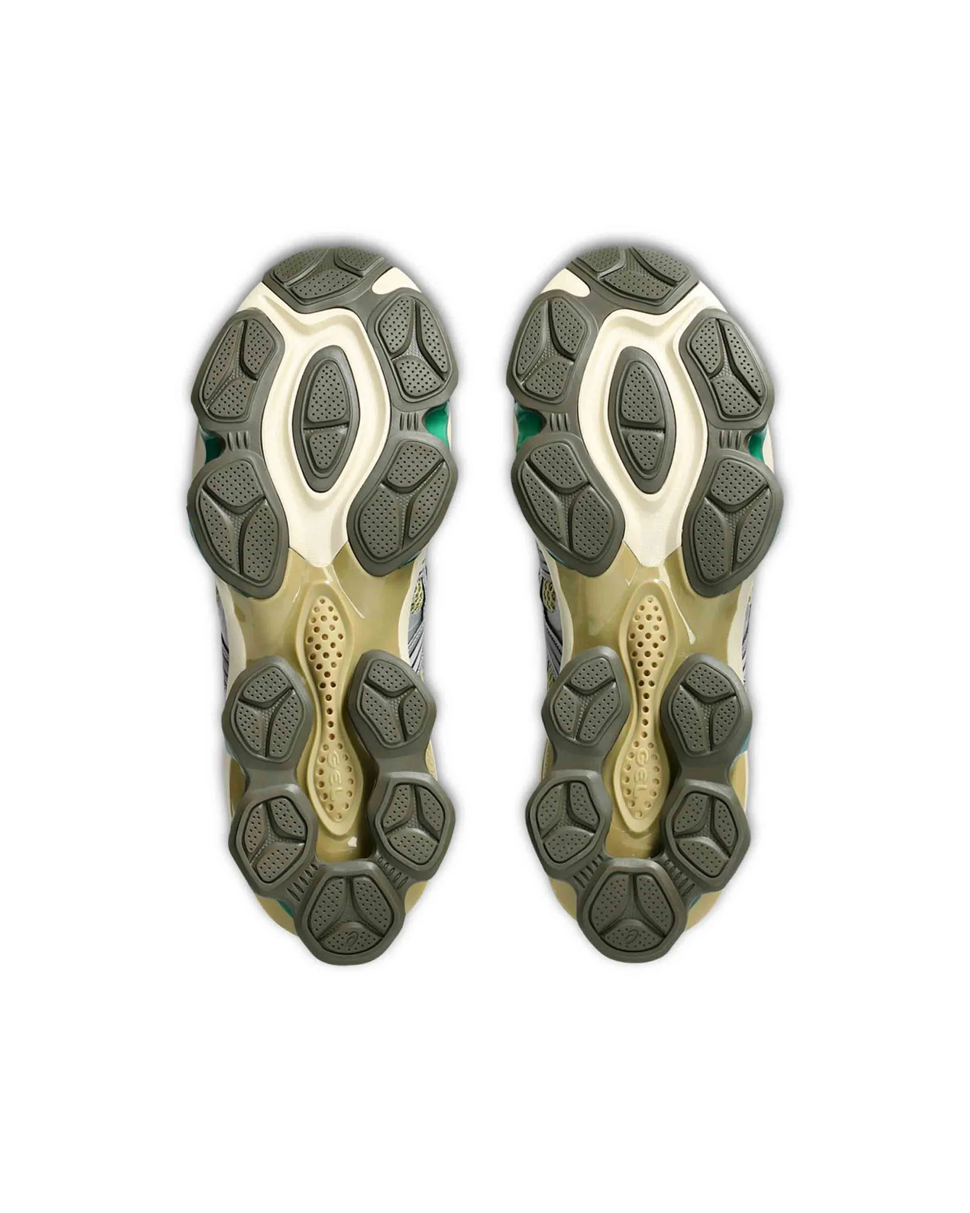 Quantum Kinetic - Khaki Beige / Pure Silver