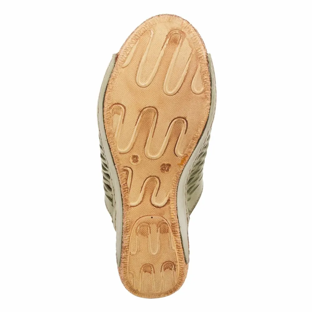 Spring Step Shoes Cunacena Leather Slide Sandal